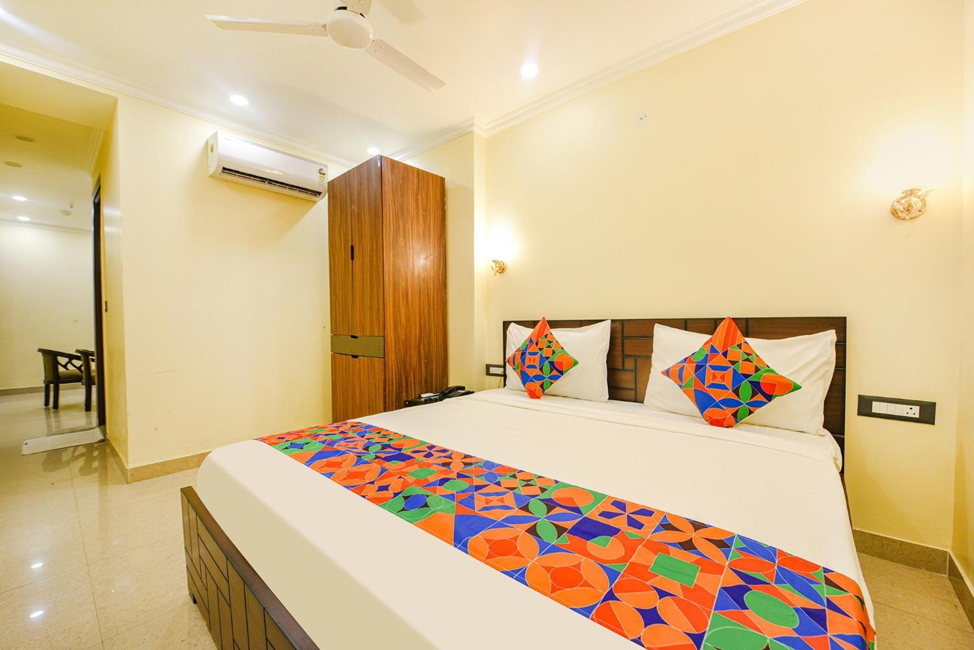 Fabhotel Prime Apple Tree Residency New Delhi Buitenkant foto