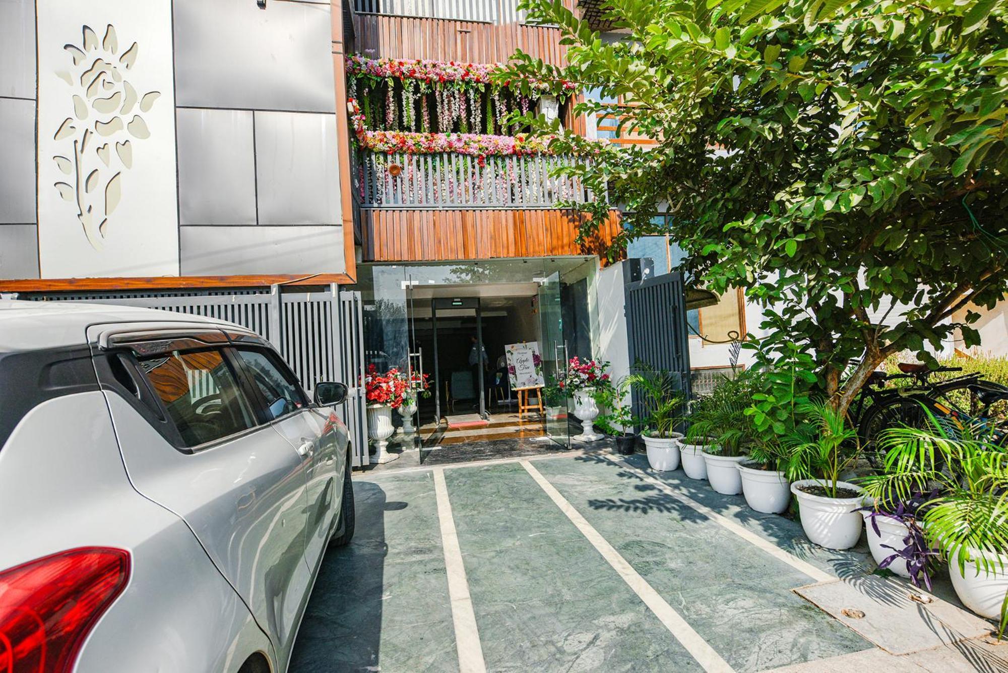 Fabhotel Prime Apple Tree Residency New Delhi Buitenkant foto