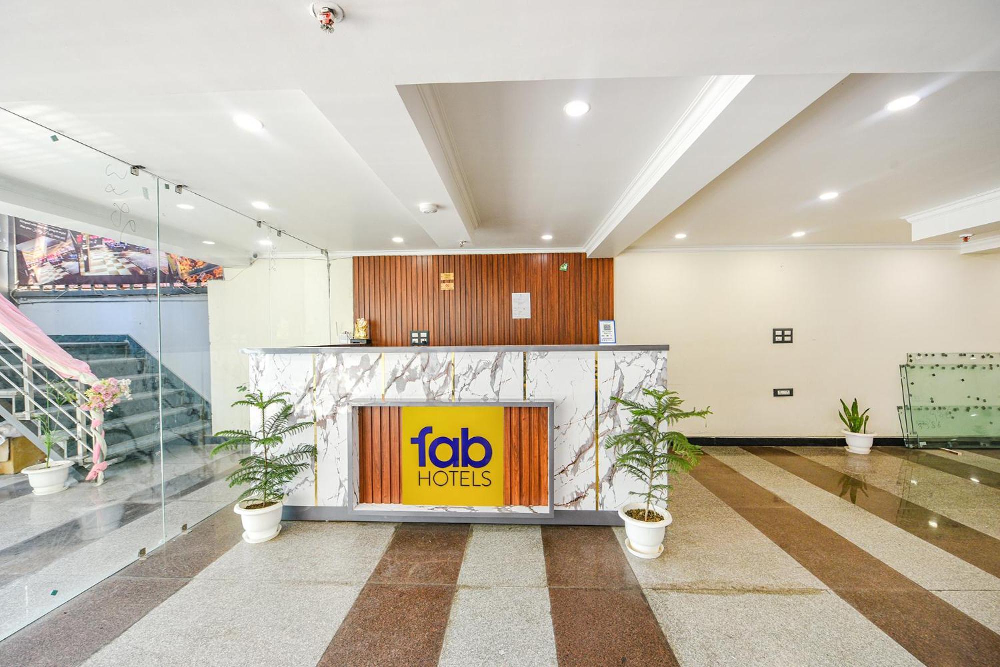 Fabhotel Prime Apple Tree Residency New Delhi Buitenkant foto