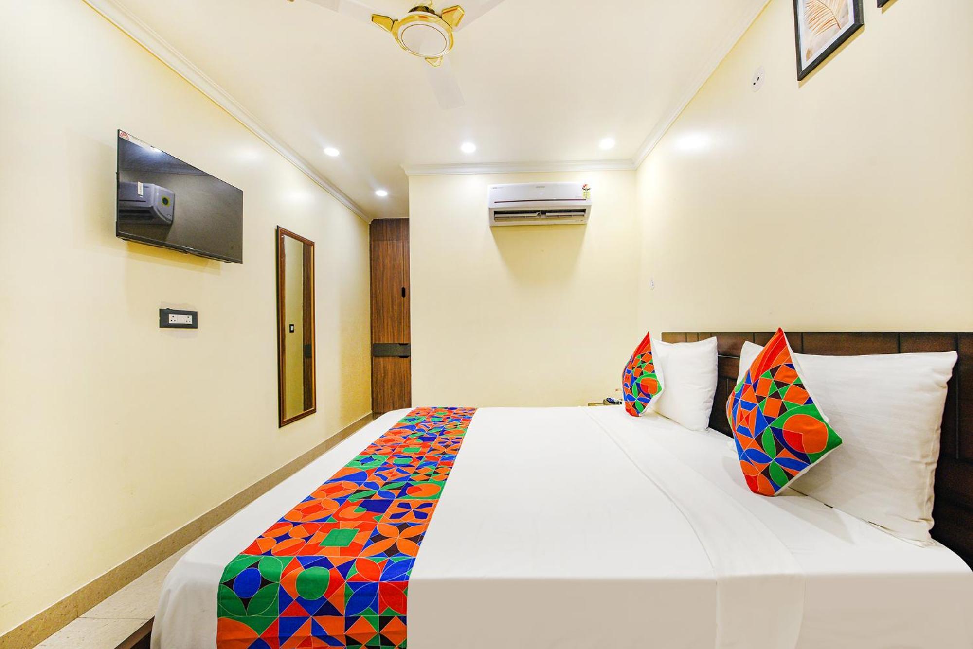 Fabhotel Prime Apple Tree Residency New Delhi Buitenkant foto