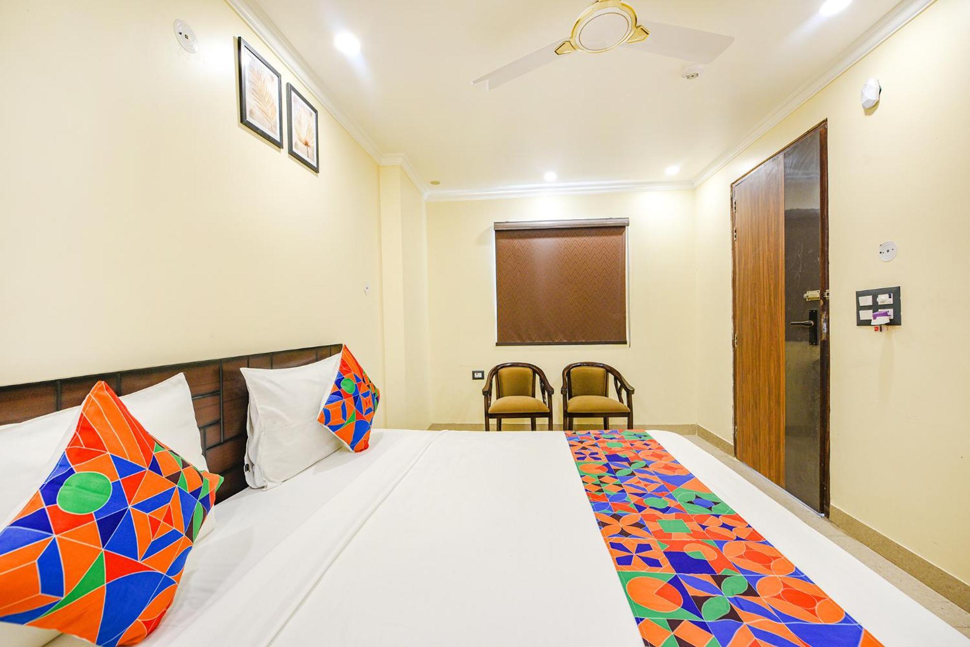 Fabhotel Prime Apple Tree Residency New Delhi Buitenkant foto